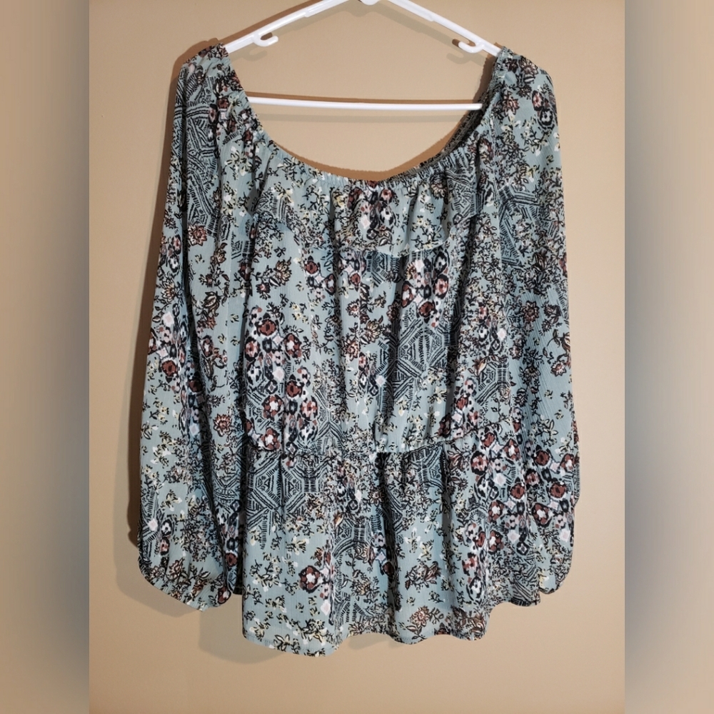 CLOSET CLOSING!! Maurices Teal Aztec Blouse